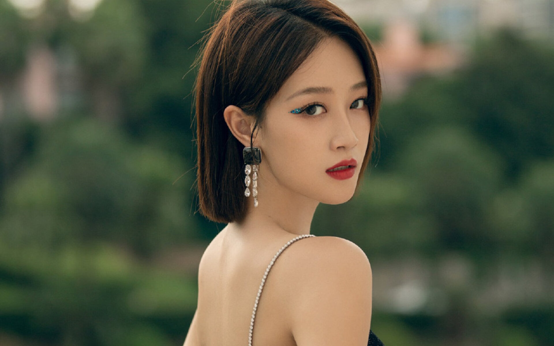 AIYOUXI.COM-法甲火力全开：攻守转换的艺术盛宴，法甲推荐